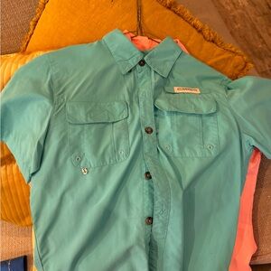 2 Magellan and 1 Columbia fishing shirt. Teal, peach and dark blue.